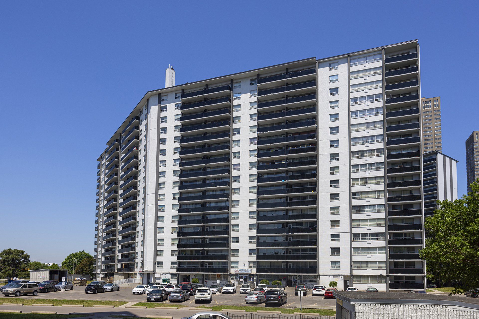 Large Apartments for Rent in East York