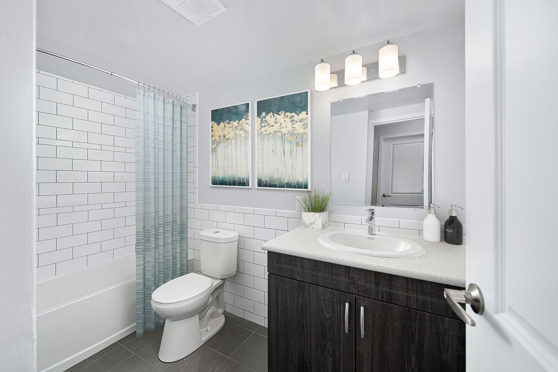 Large Apartments for Rent in East York