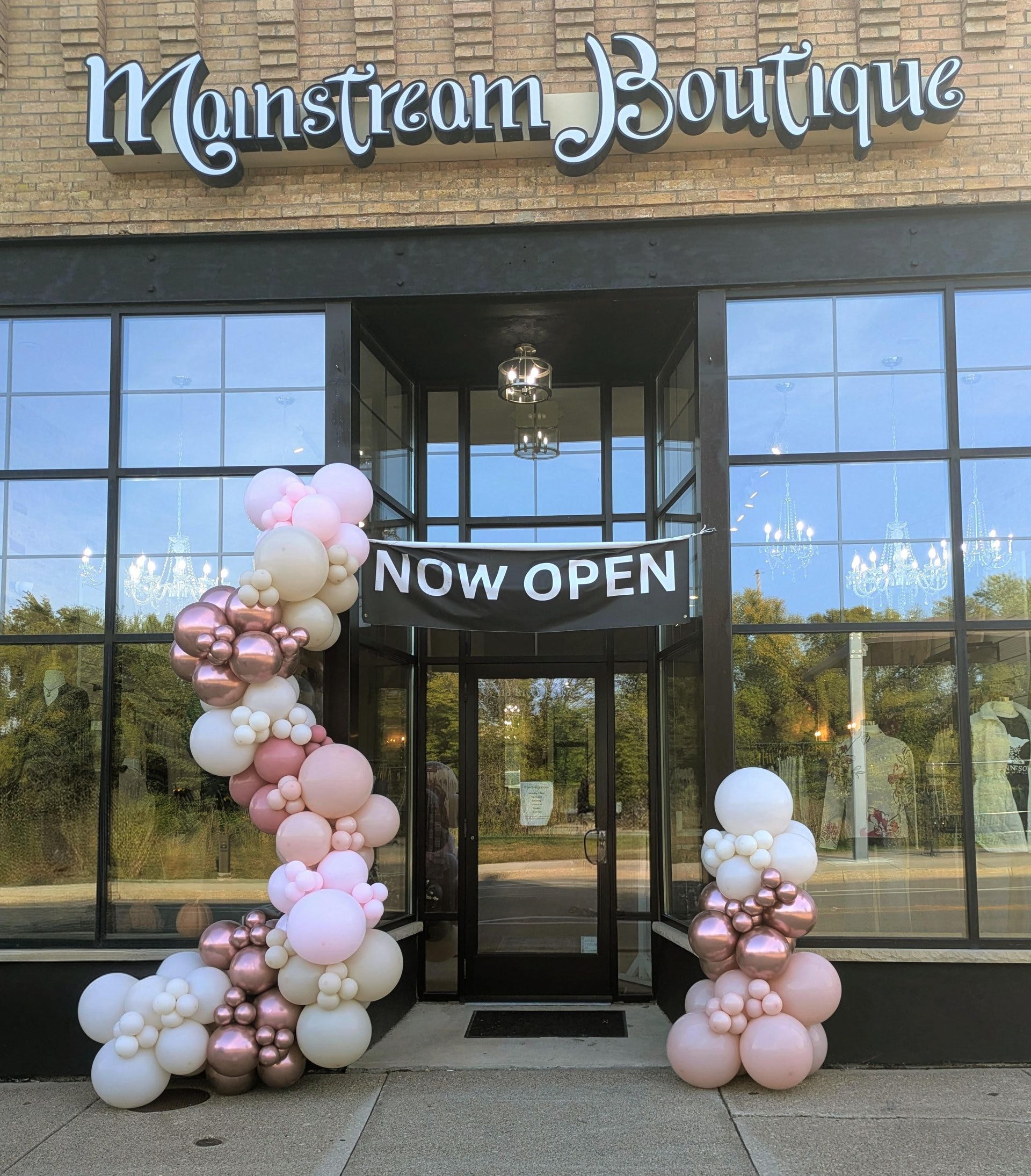 business opening balloon decorations