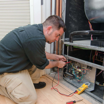 HVAC Unit Repair Picture of HVAC Repair in Central Arkansas at M and M Heating & Air