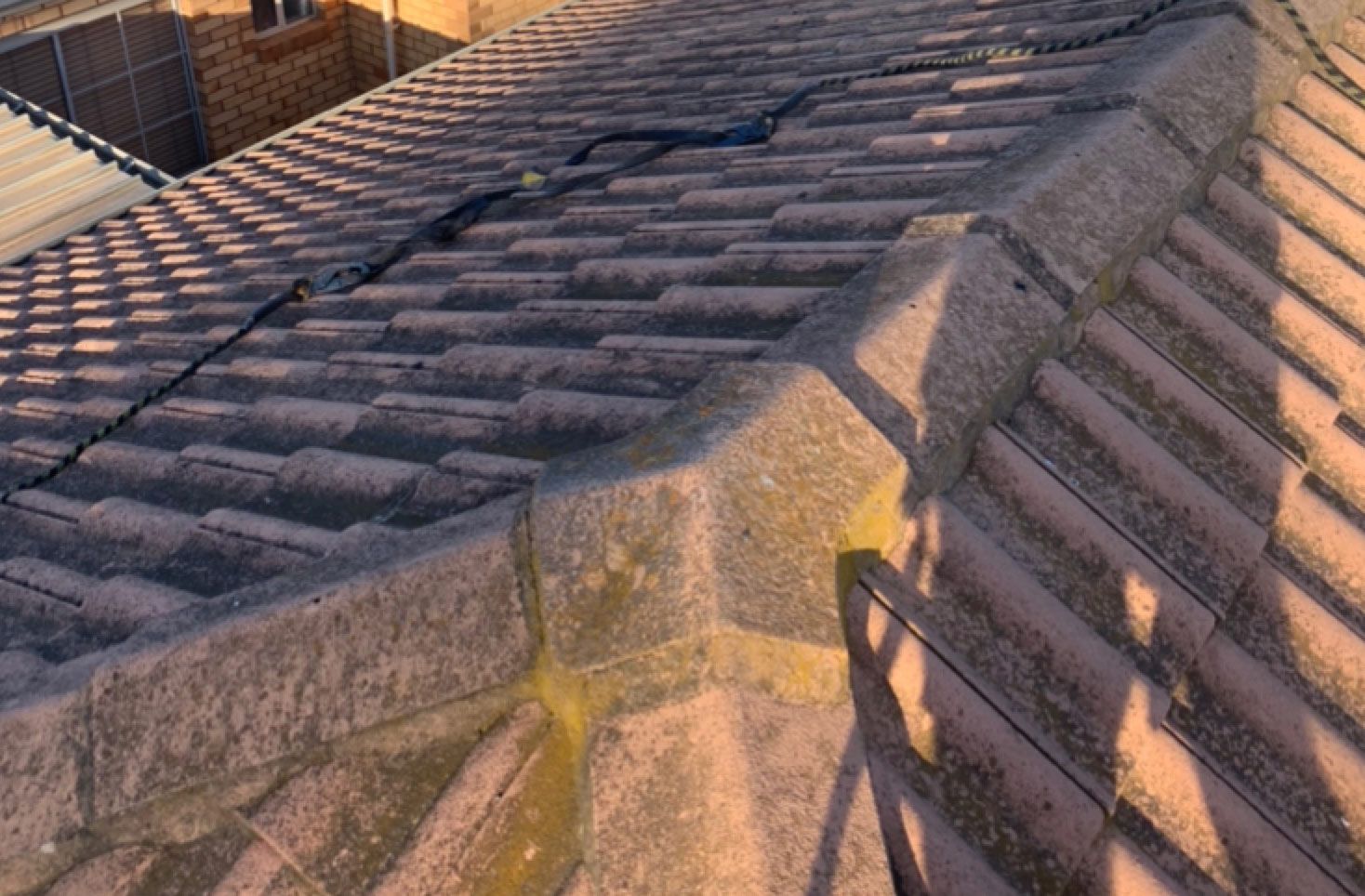 Brown roof before cleaning | Gisborne, VIC | H&M Roofing