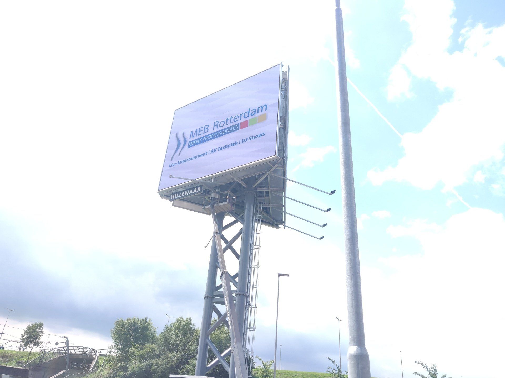Certified Showtec Dap Infinity Dmt Artecta Showgear dealer verkooppunt Rotterdam MEB AV reclame masten