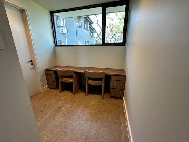 custom office furniture