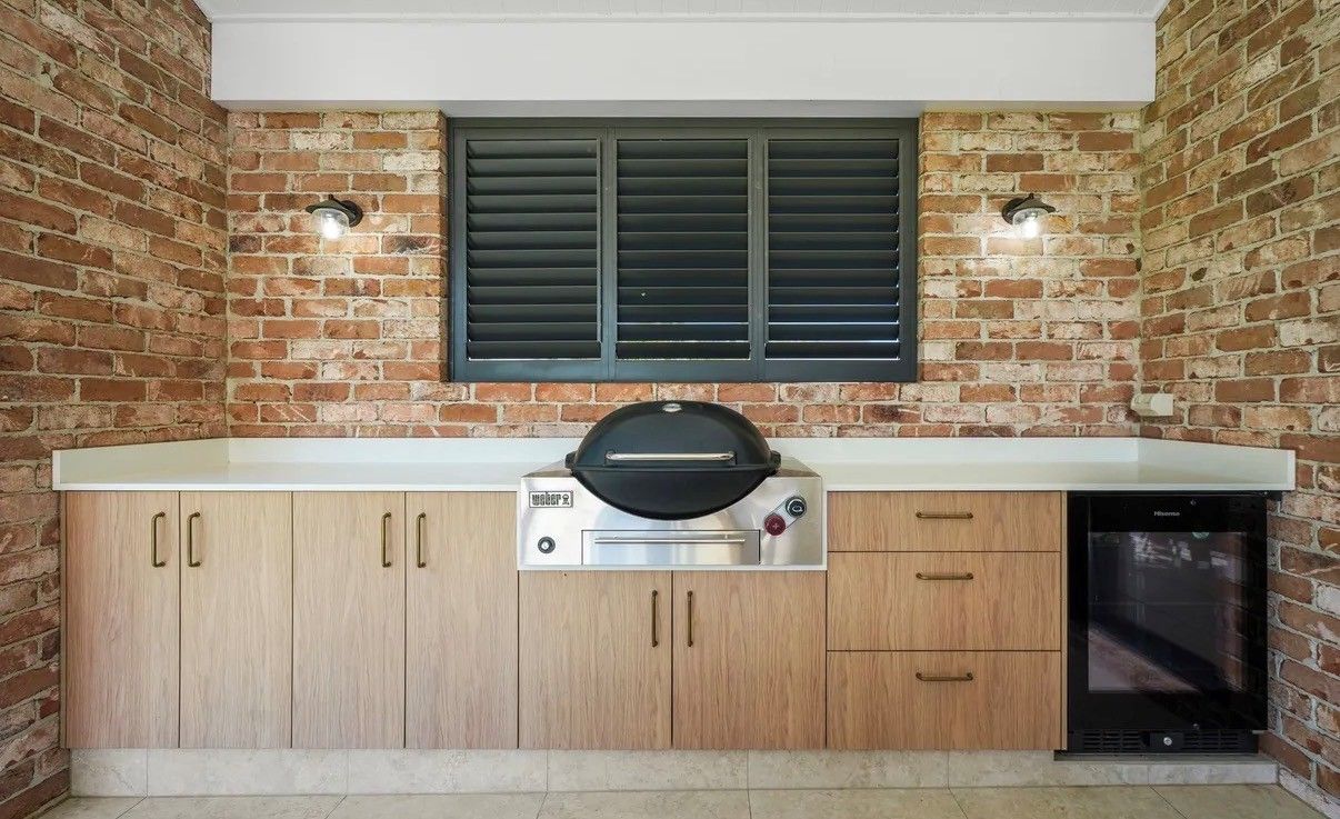 custom outdoor bbq cabinets