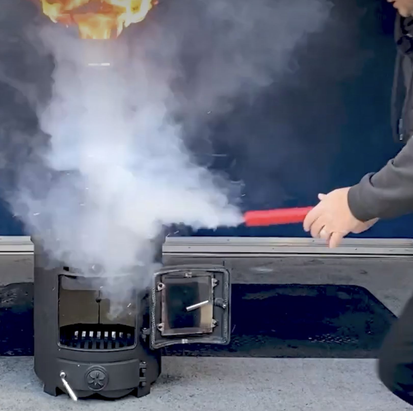 50 second fire safety stick being use don chimney fire