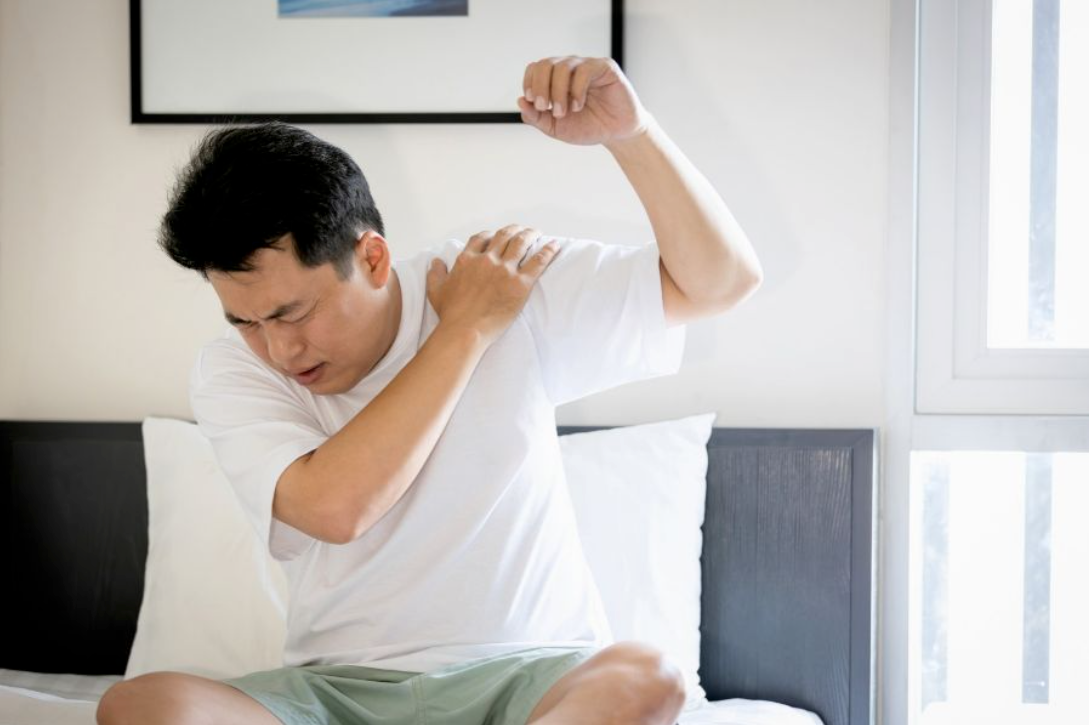 Common patient anxieties about MRI scans including claustrophobia, loud noises, remaining still, and fear of the unknown