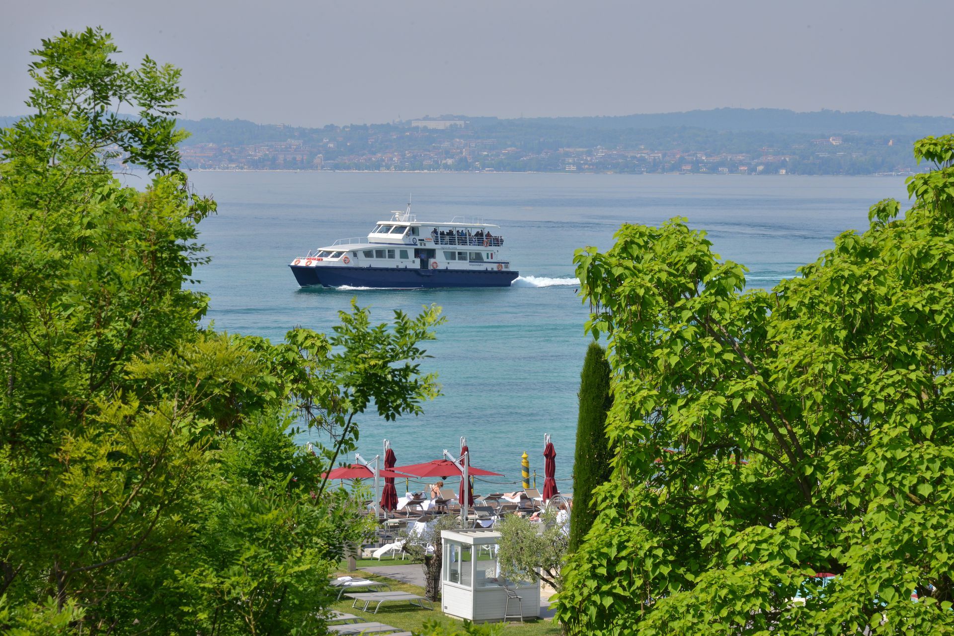 vista lago di Garda da Hotel Luna a Sirmione