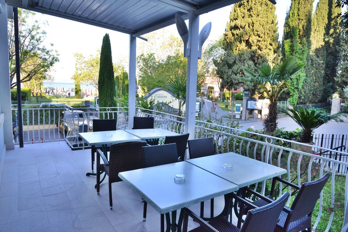 Hotel luna sirmione terrazza colazione