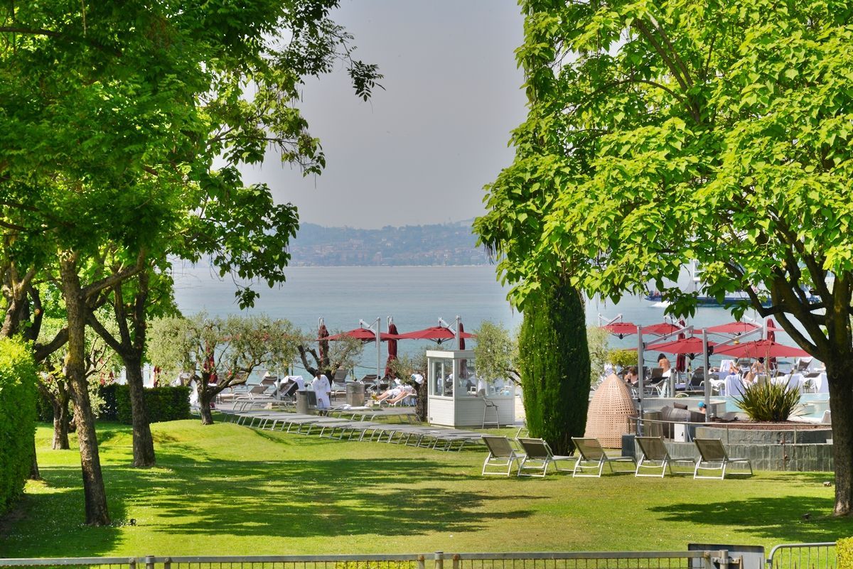 Vista lago di Garda da  hotel Luna di Sirmione