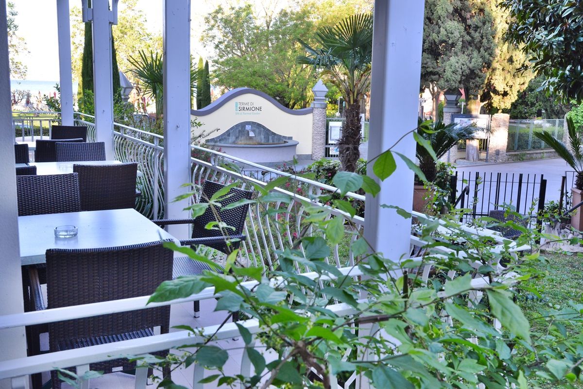 Hotel luna sirmione terrazza colazione