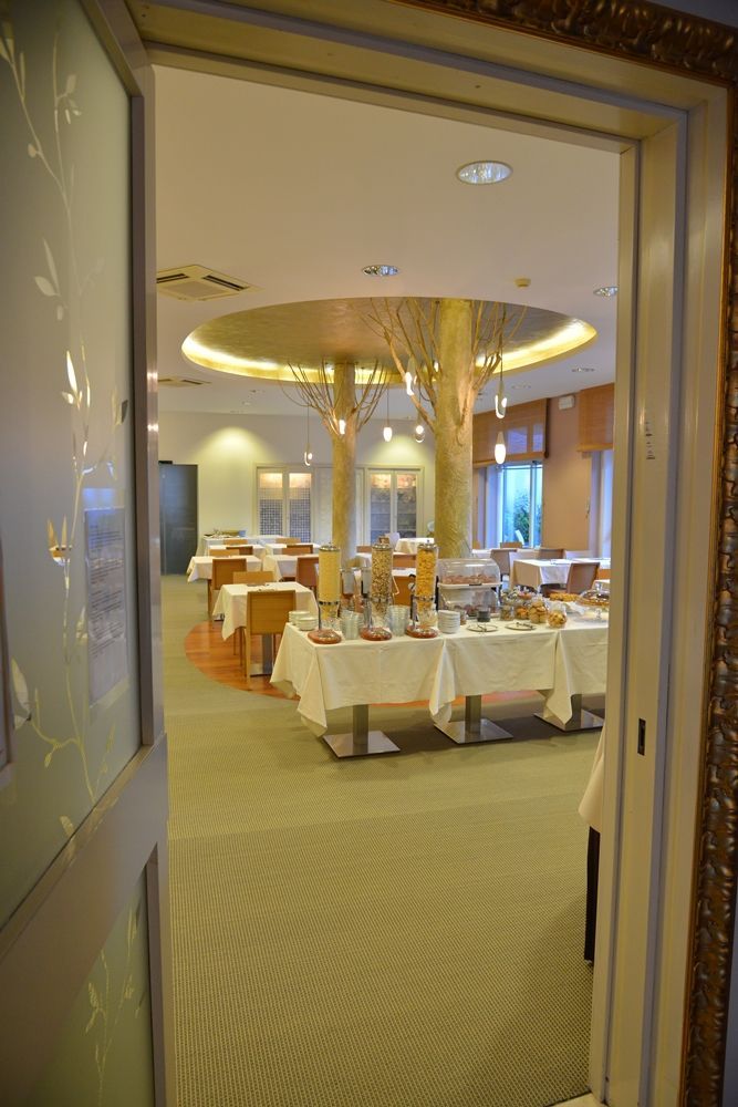 vista sala colazione interna Hotel Luna