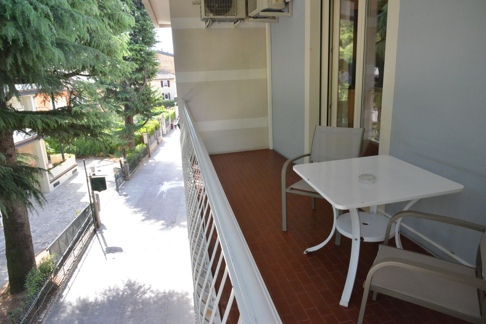 vista balcone in Camera tripla con balcone Sirmione