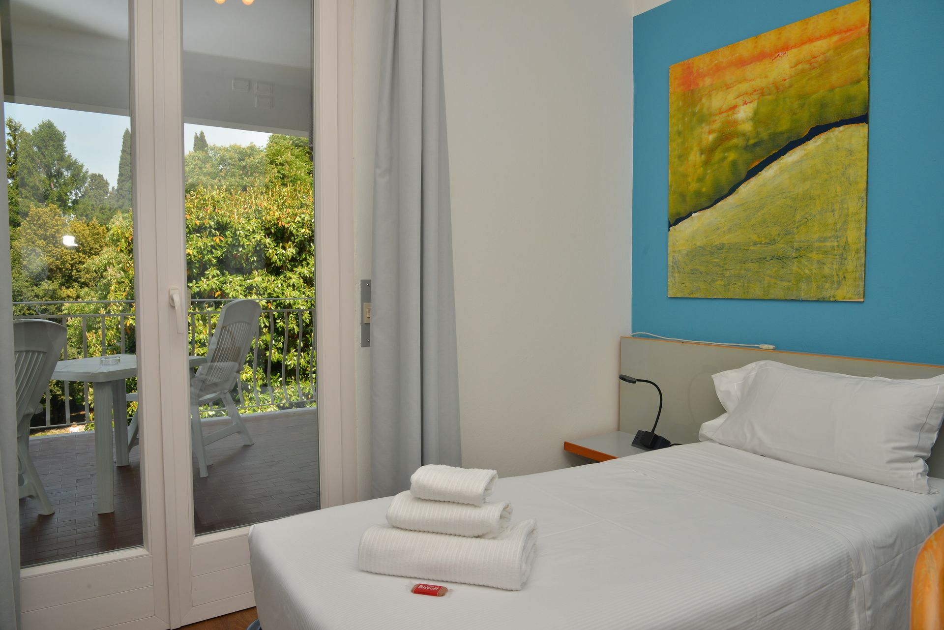 Camera tripla Hotel Luna a Sirmione con vista sul Lago di Garda