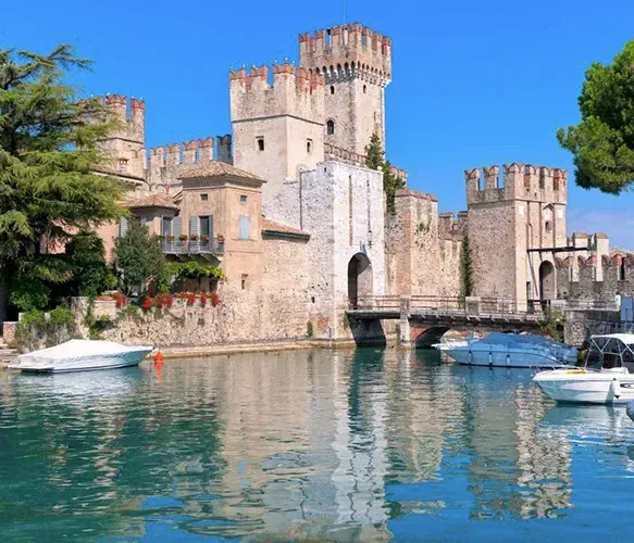 Castello ingresso Sirmione