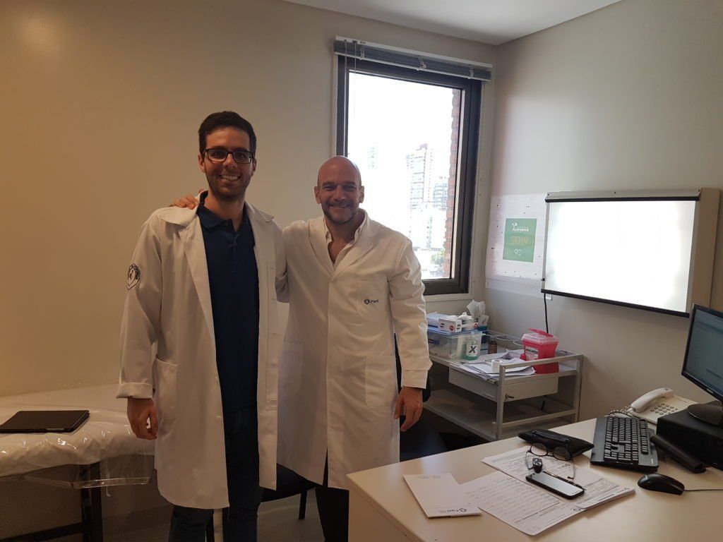 Médico Neurocirurgião especialista em plexo braquial.