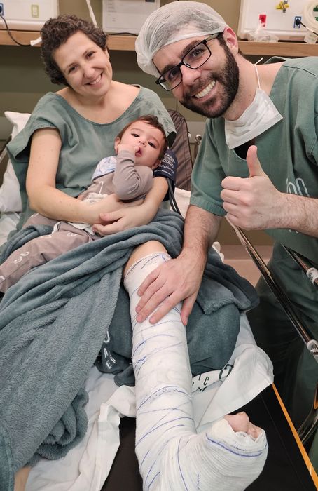 O melhor especialista em cirurgia dos nervos periféricos no Brasil. Médico Especialista em cirurgia dos nervos periféricos no Brasil.