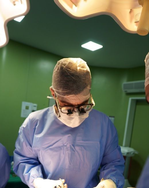 Dr. Thomas Marcolini é um médico conhecido pelo o tratamento da paralisia facial usando botox