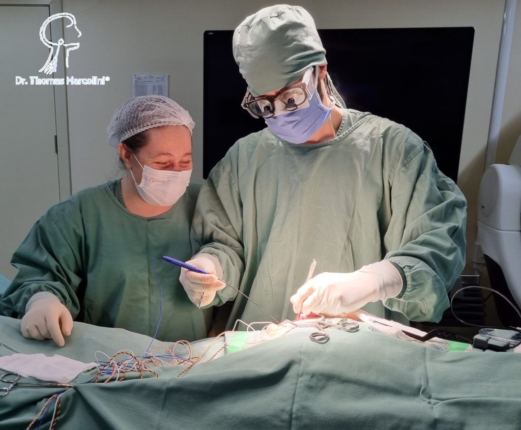 Dr. thomas marcolini especialista em nervos periféricos em São Paulo.