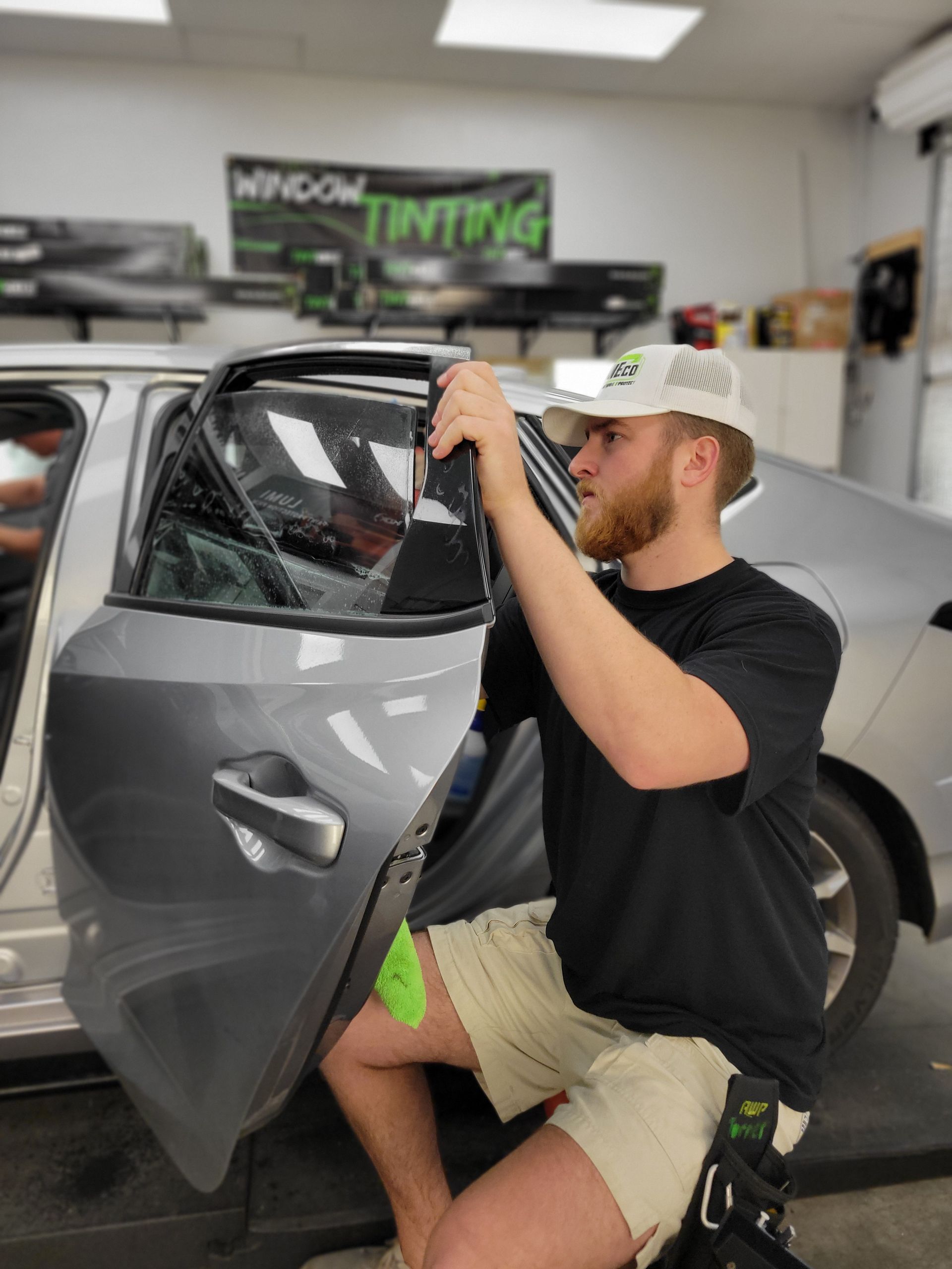 professional car window tint installation