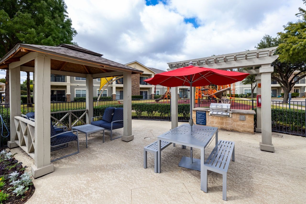 Olympus Stone Glen apartment photo