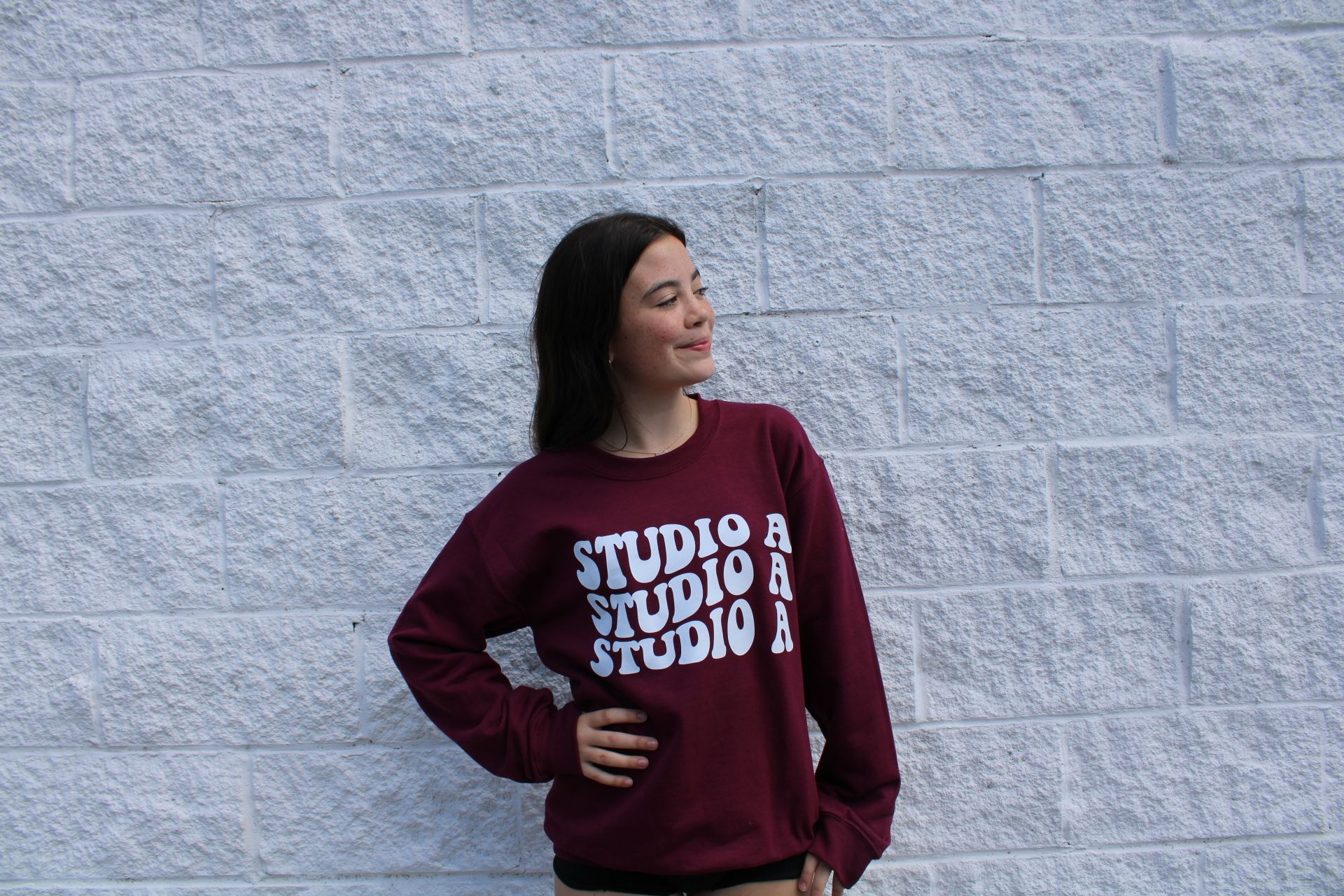 WAVY MAROON CREWNECK