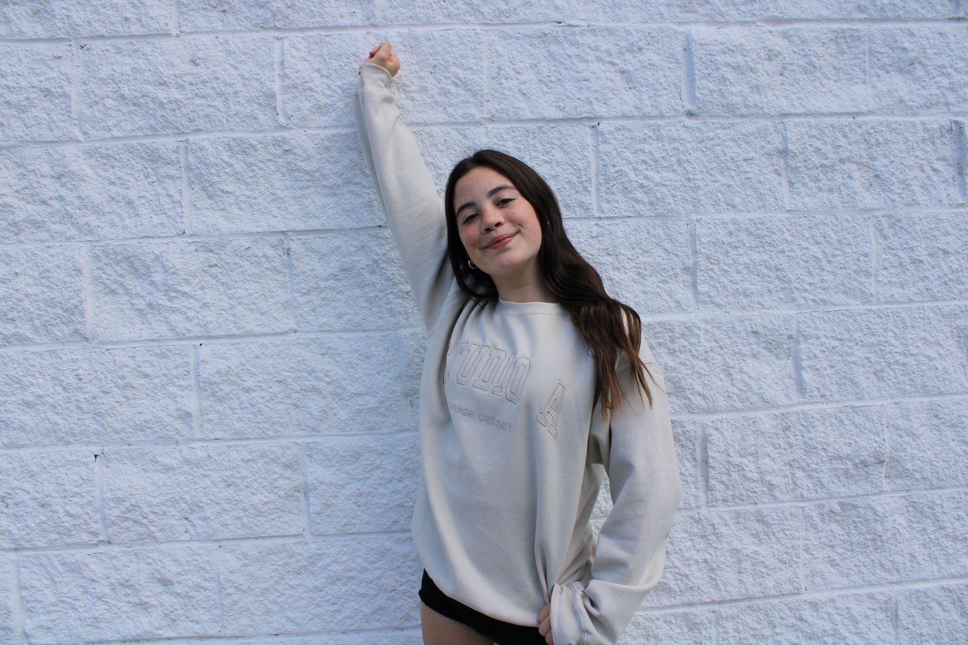 TAN AND GOLD CREWNECK