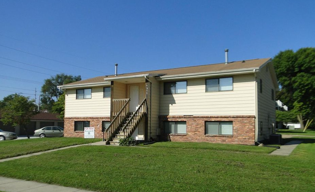 1311 N Dakota