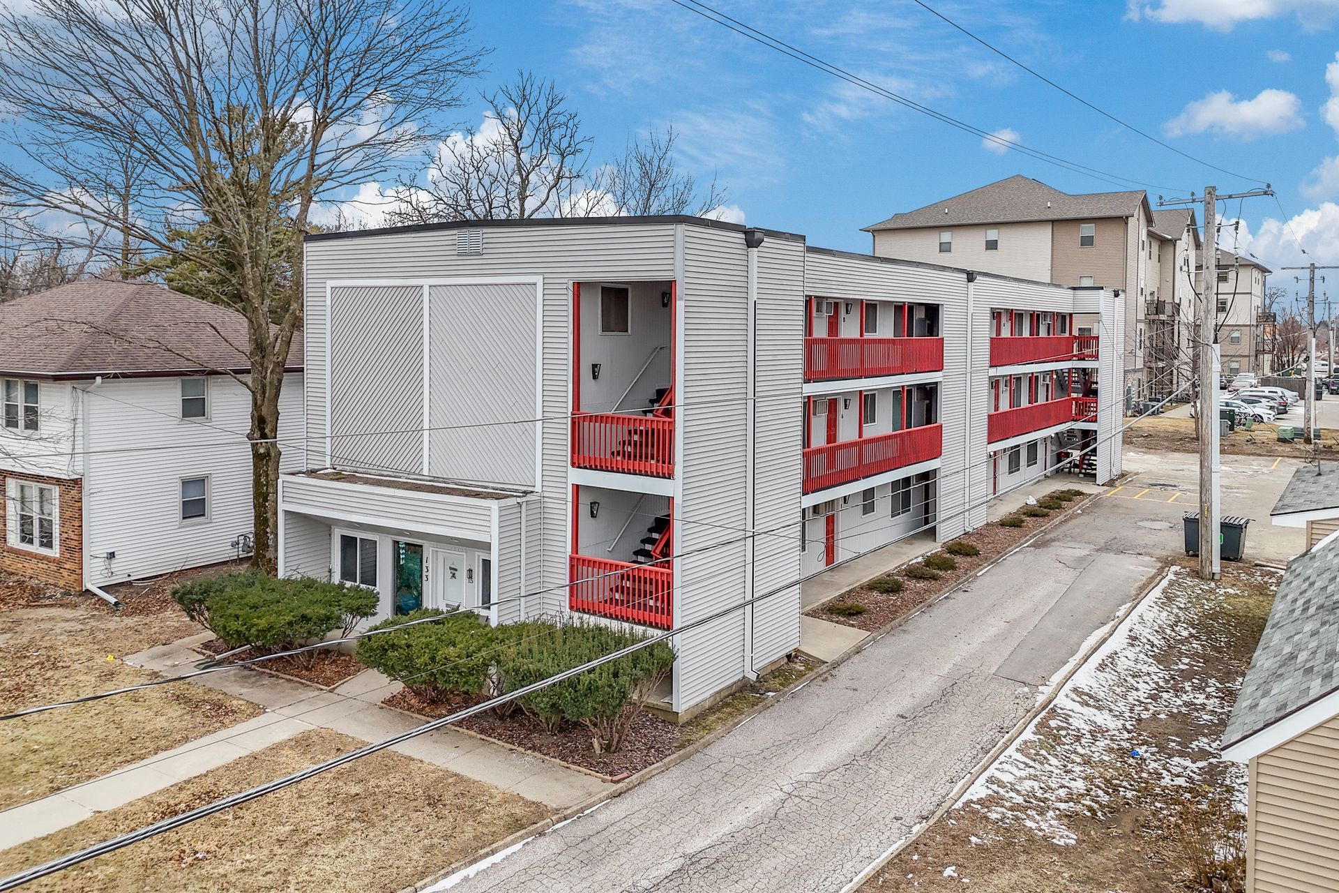 Beedle Apartments 