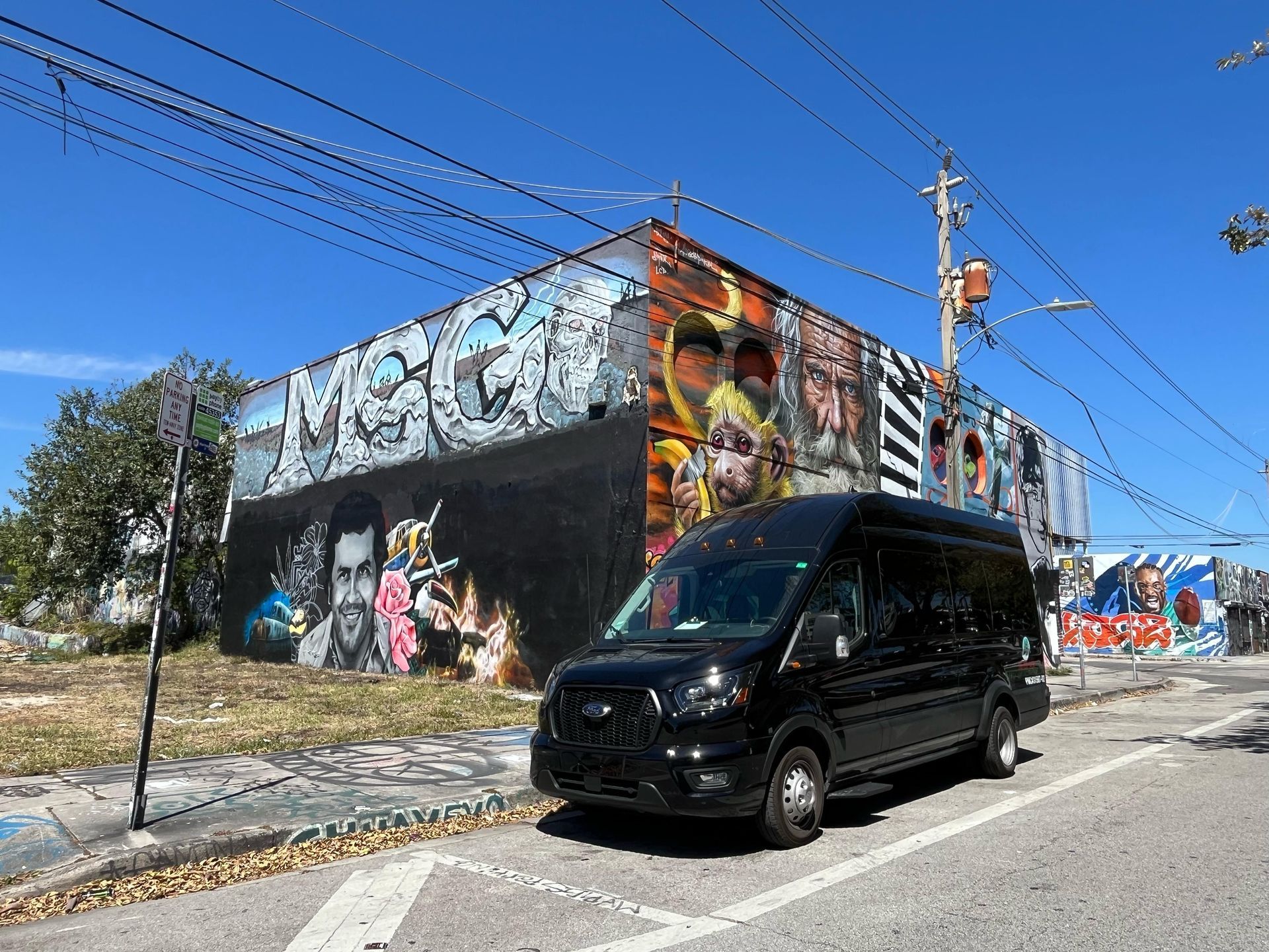 Miami Tour buses parked in Wynwood Walls