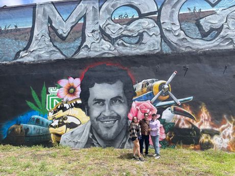 Passengers in Wynwood Walls on the Miami Bus tours not a Big Bus. 
