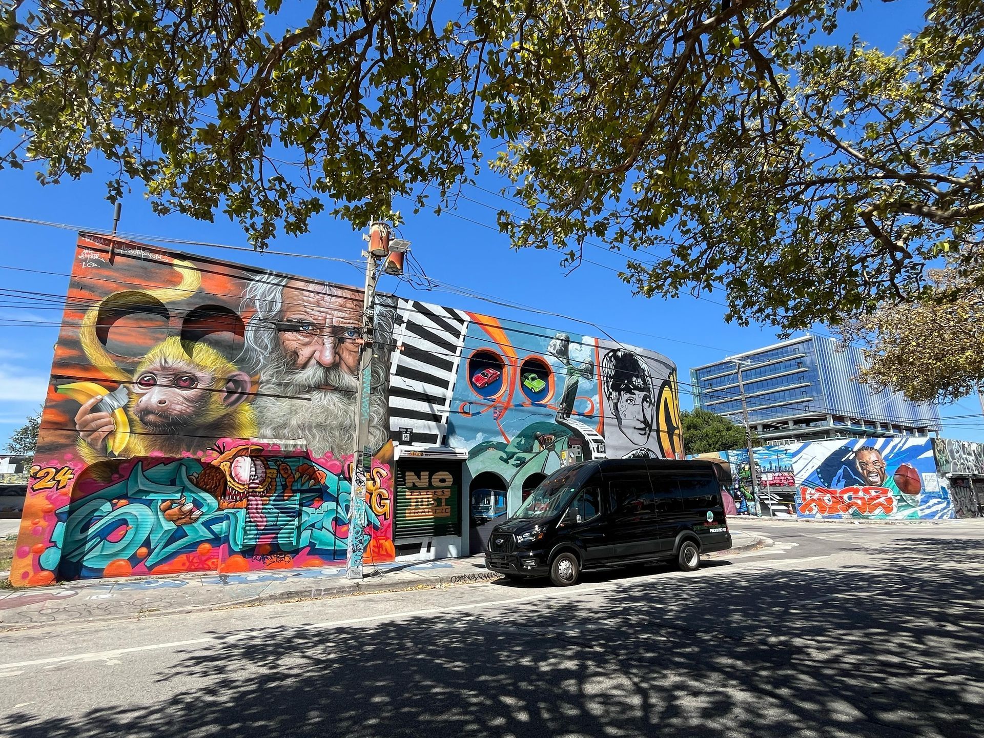 Miami Tour Bus parked in Wyndwood Walls 