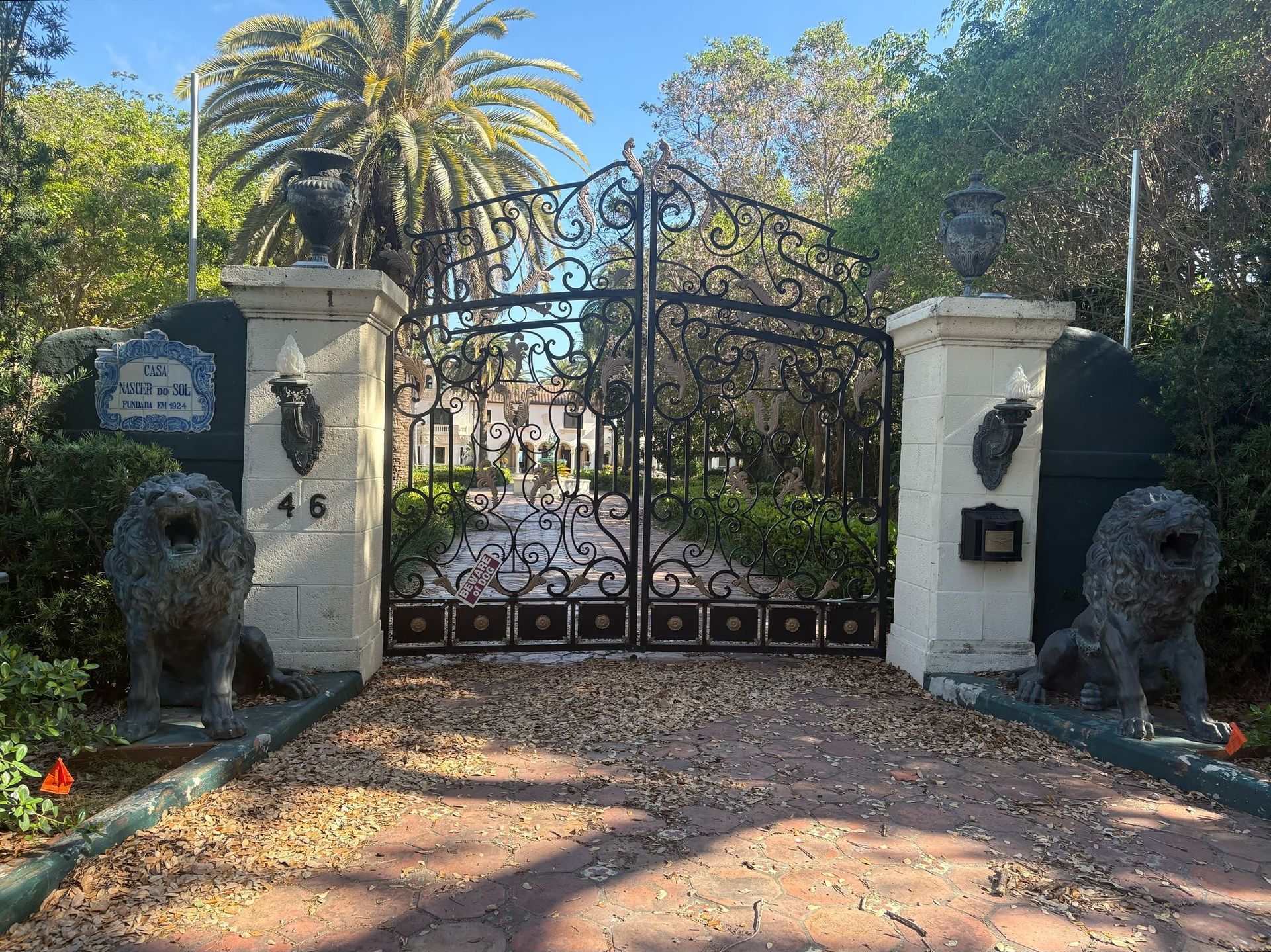 Gated Luxury Mansion in Star Island Miami touring on a Miami City Tour