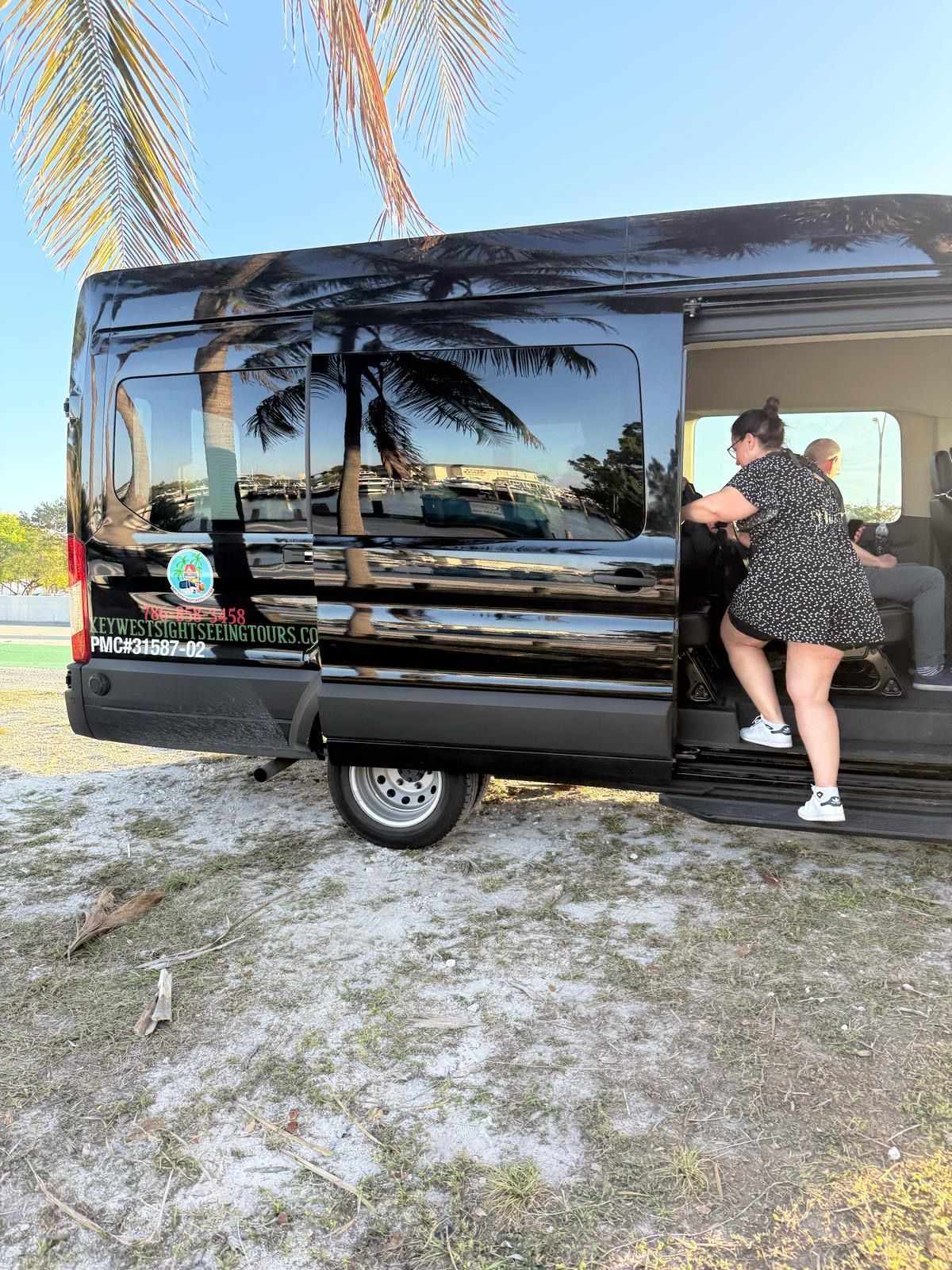 Miami VIP Sightseeing Bus Tour – Exploring the Art Deco District on Ocean Drive
