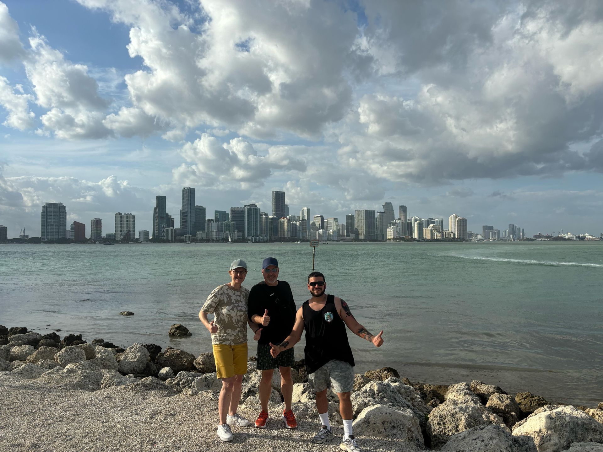 miami-tour-guide-at-secret-skyline-stop-on-city-tour.jpg
