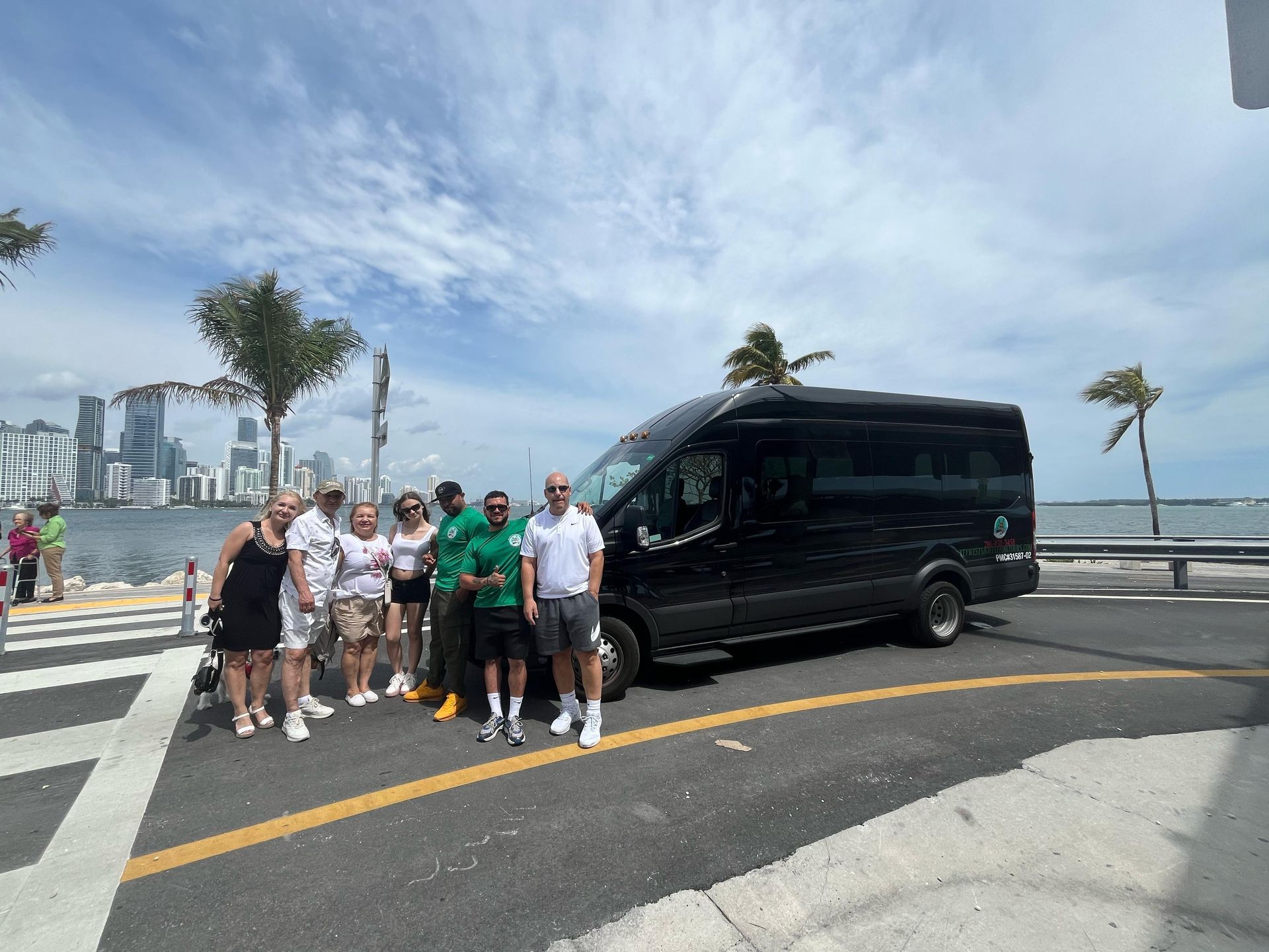 group-photo-with-tour-guide-and-miami-skyline-in-background.jpg
