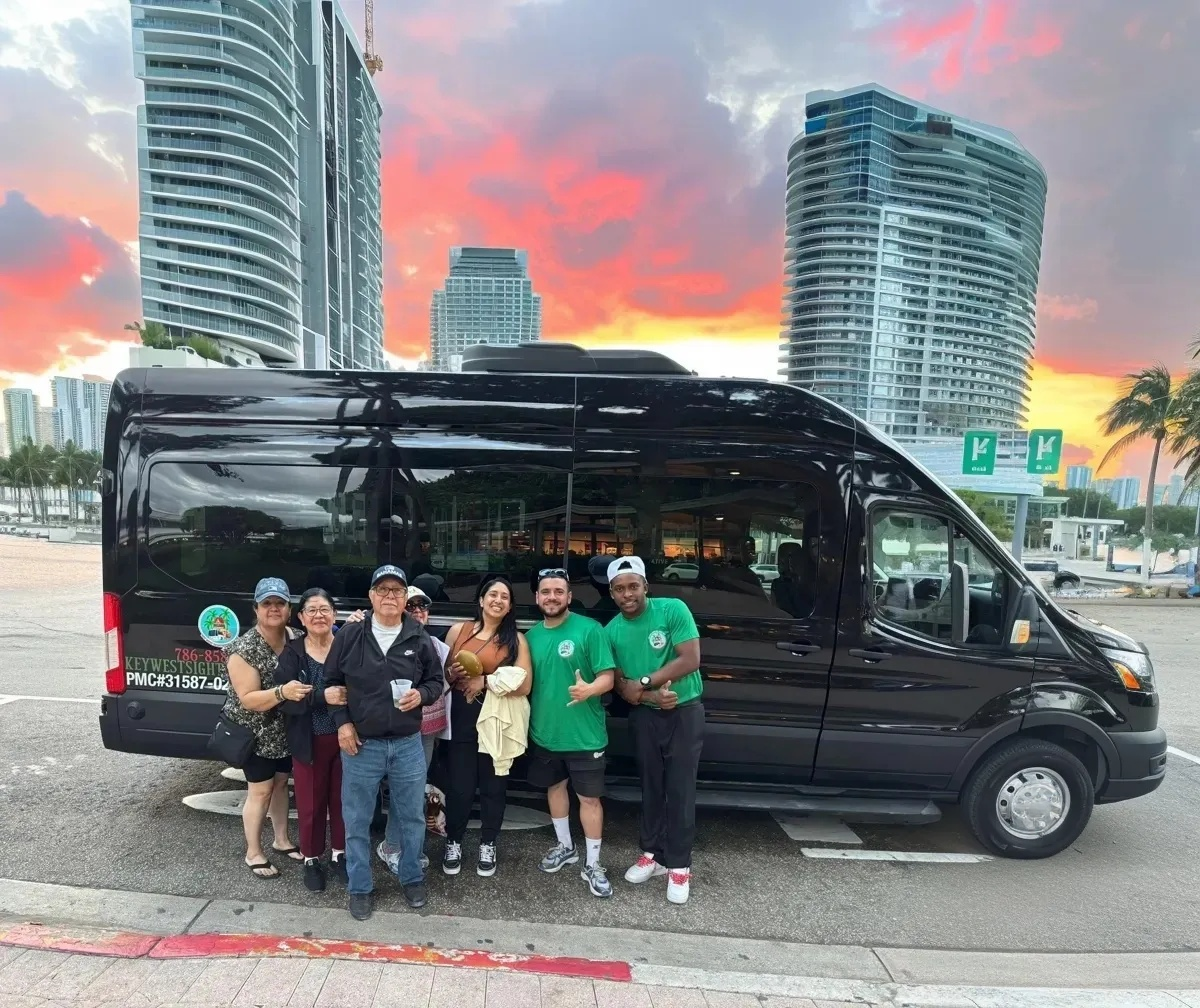 Passengers in Sunset Bus tour in Miami