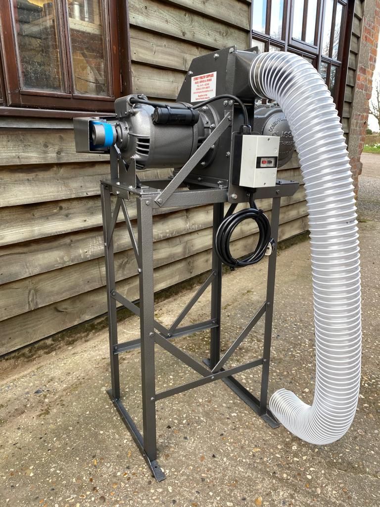 Hire Comb dry plucking machines and other game and poultry processing equipment from Storey Poultry Supplies