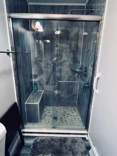 bathroom services 