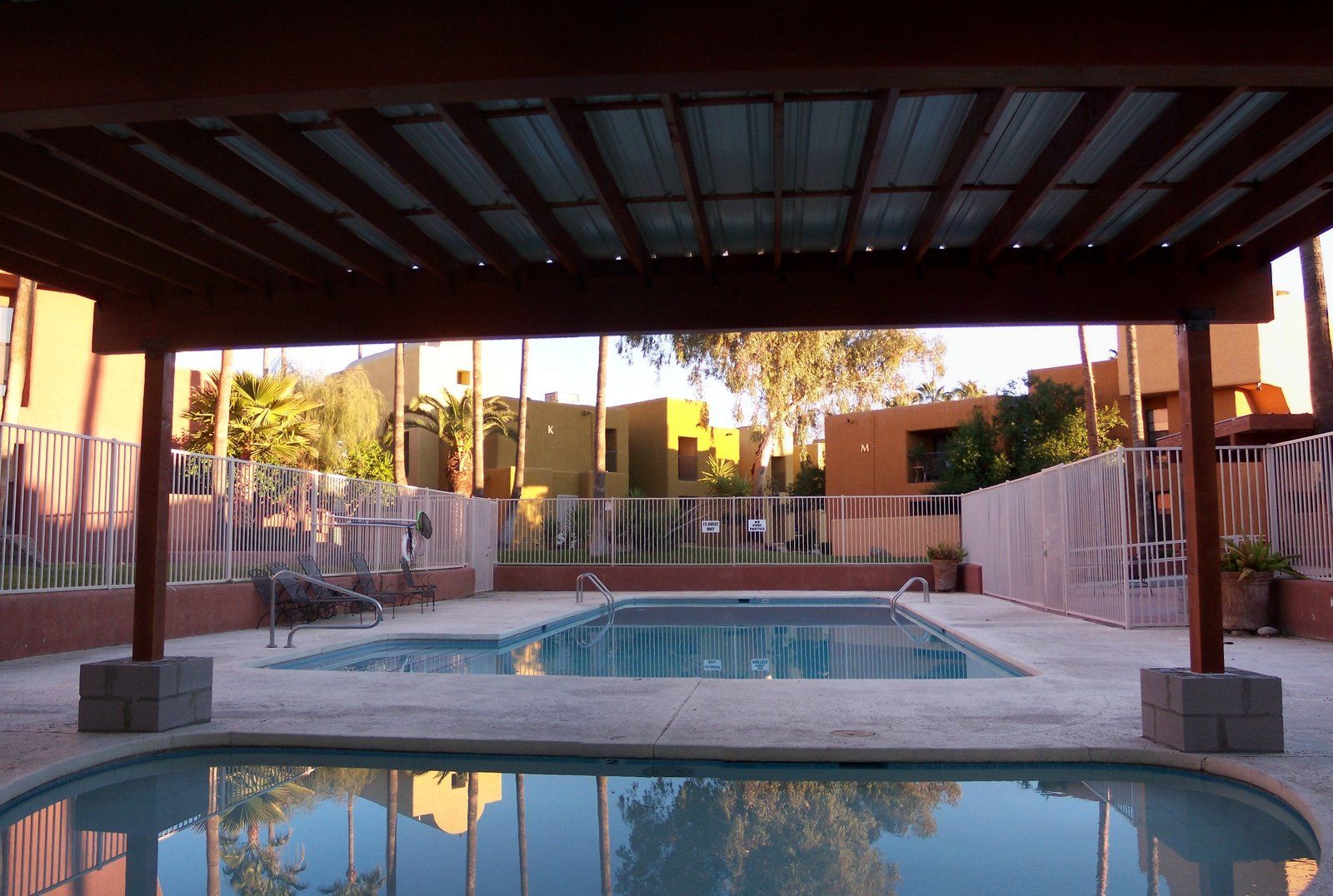 Pebble Creek Exterior Photo of Pool