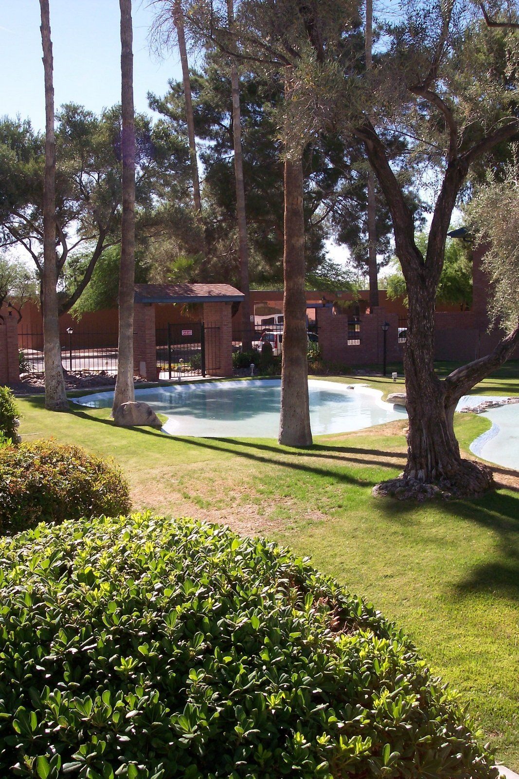 Exterior Photo of The Lakes Apartments