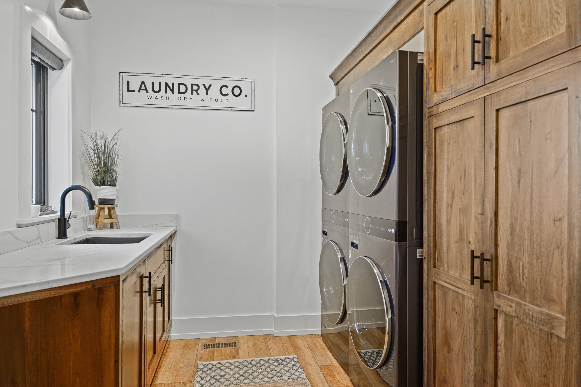 Laundry bathroom combination, Ohio