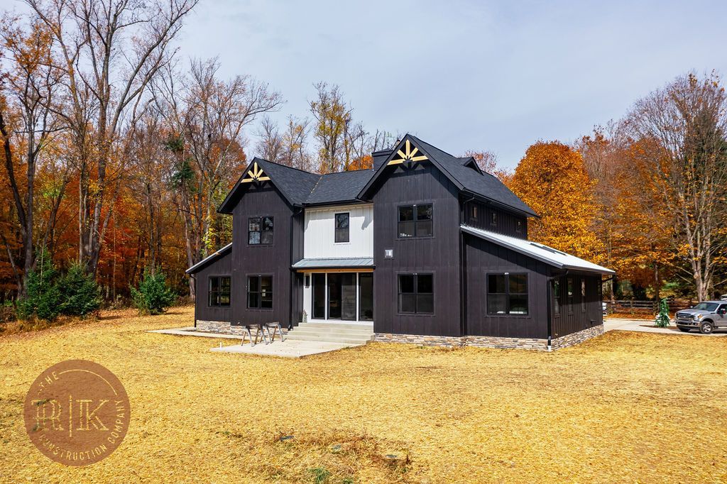 New home build with black exterior in Alexandra Ohio