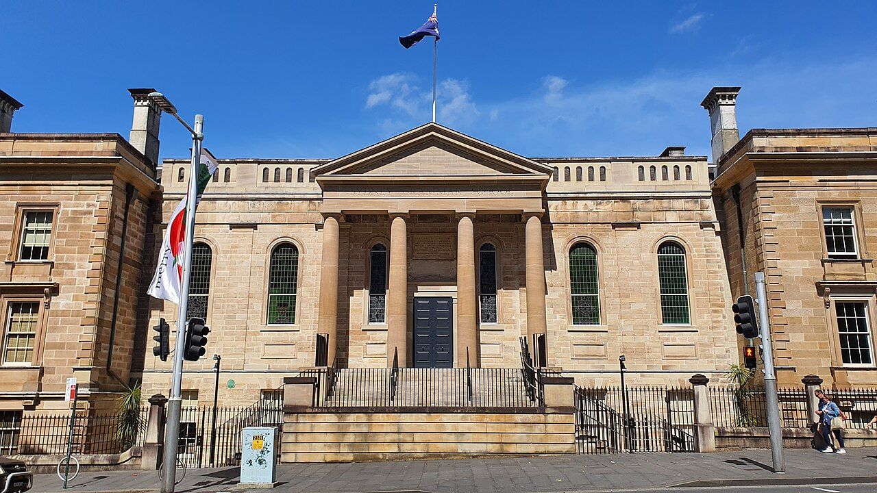 Intersection of King Street and Enmore Road in Newtown, highlighting the Inner West community served by Tutorio Tutoring senior Biology and Chemistry HSC tutoring.