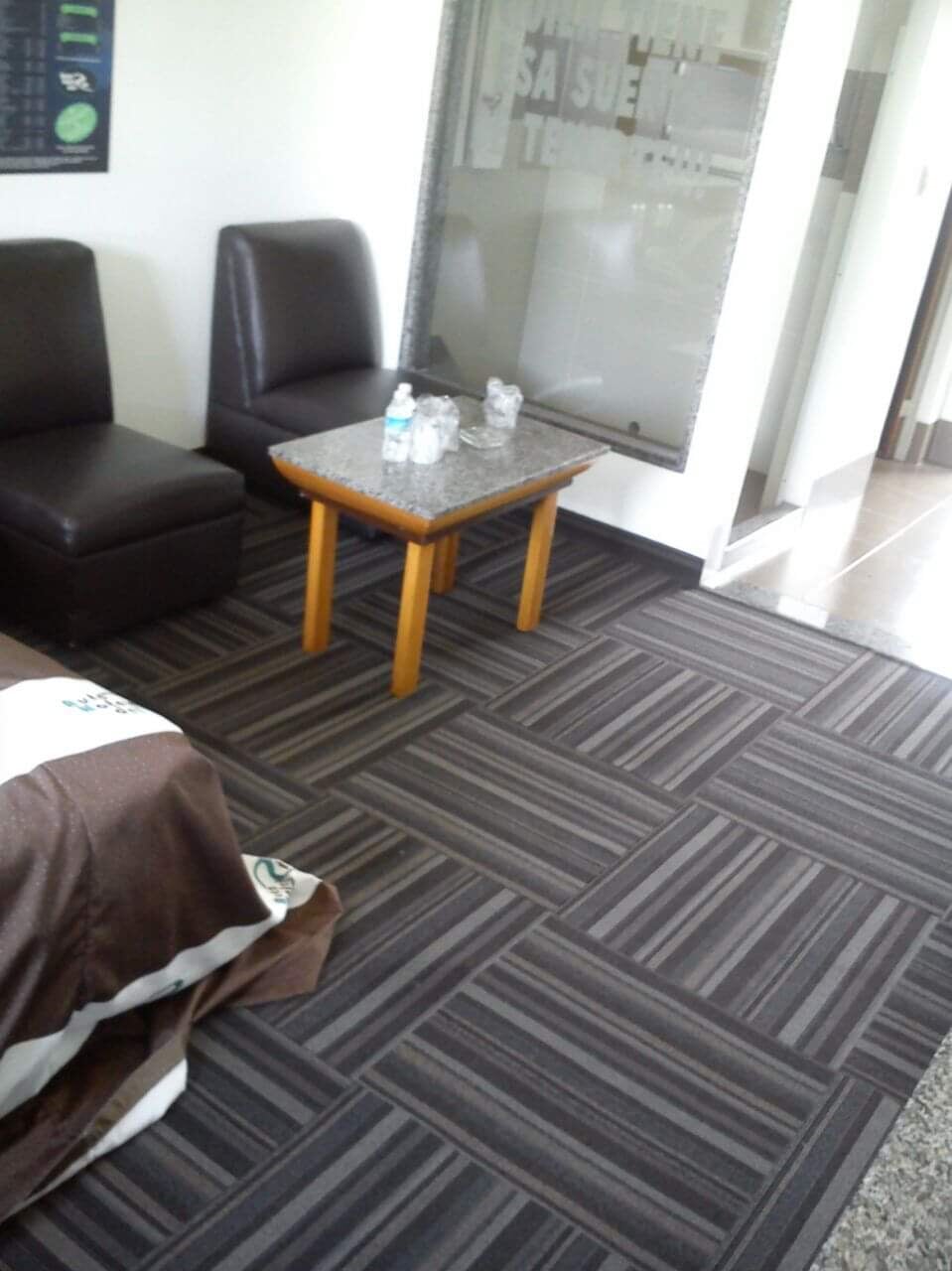 ALFOMBRAS GARRIDO SA DE CV - Venta de Losetas vinílicas y linóleo