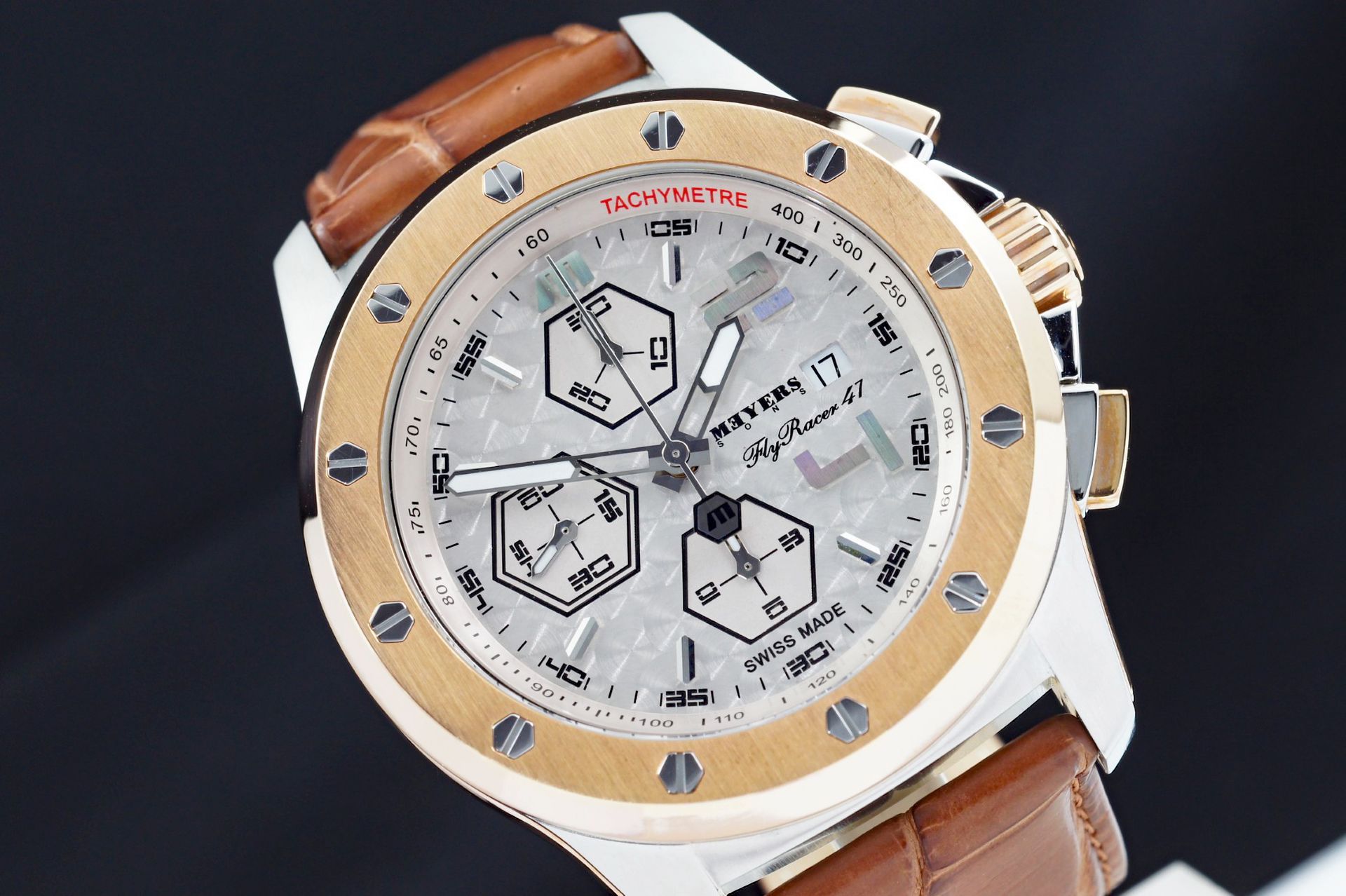 Foto horloge vooraanzicht van een Meyers Fly Racer 47 Automatic Chronograph 403S00