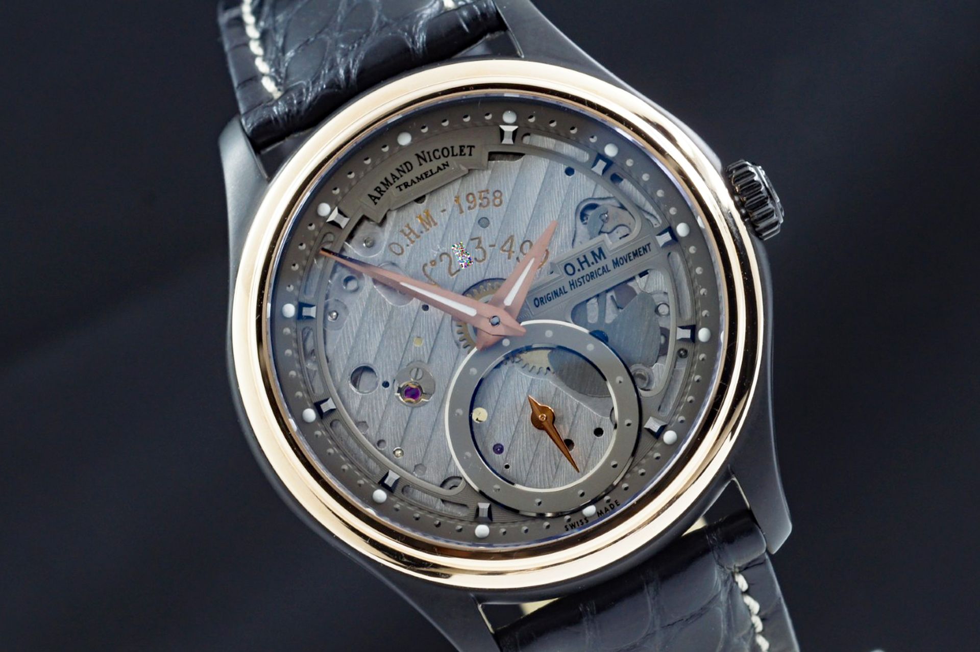 Foto horloge vooraanzicht van een Armand Nicolet model L09  L.E. 150 619AQN-BU-G610
