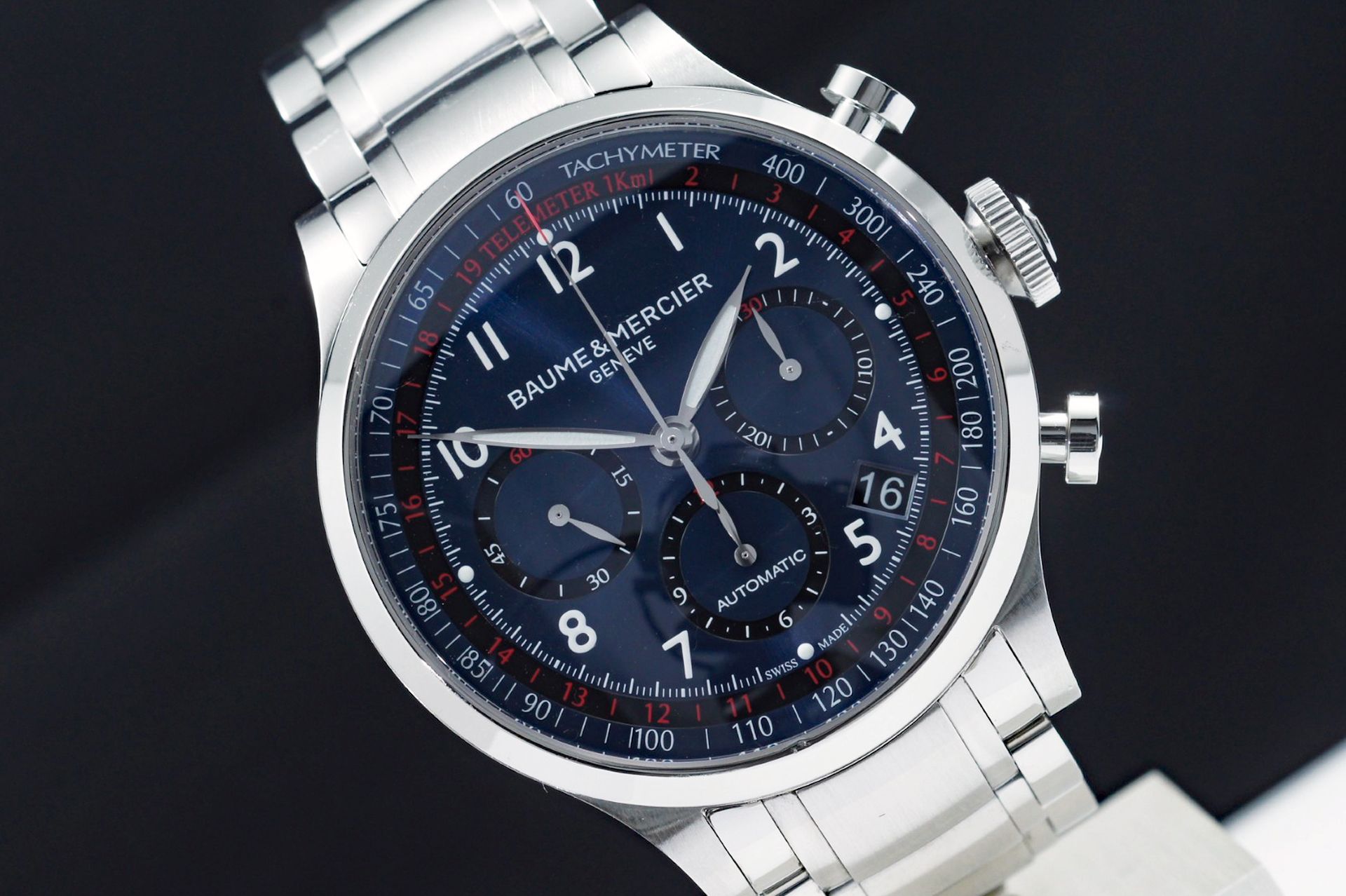 Foto horloge vooraanzicht van een Baume & Mercier Capeland Chronograph blue dial 65716 MOA10066 / 65716