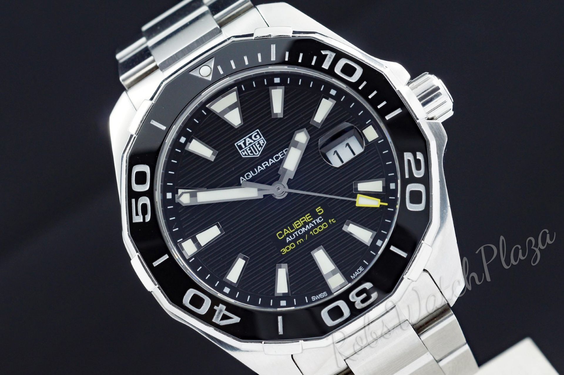 Foto horloge vooraanzicht van een TAG Heuer Aquaracer 300M Calibre 5 WAY201A.BA0927