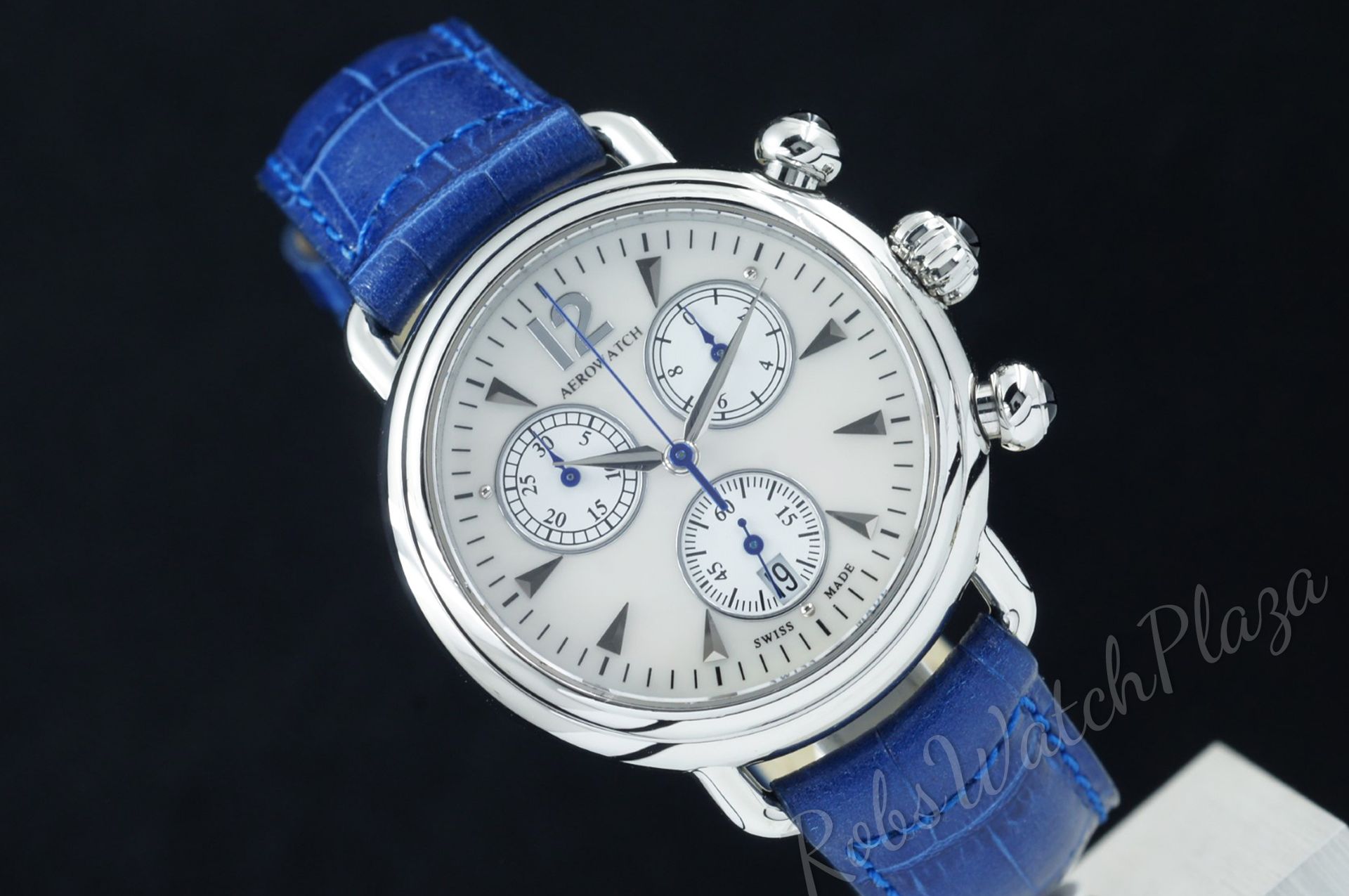 Foto horloge vooraanzicht van een Aerowatch Lady Chronograph Collection 1942 A82905 AA10