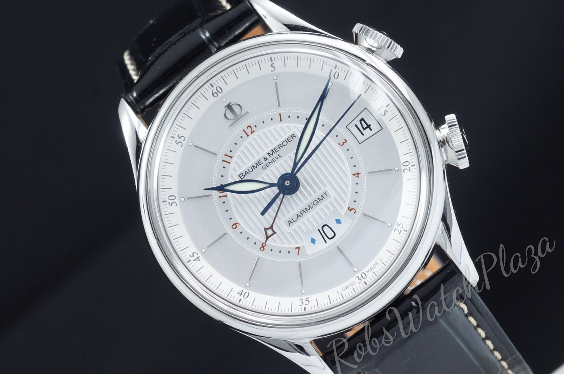 Foto horloge vooraanzicht van een Baume & Mercier Classima Retro GMT Alarm Watch MOA08700 / 65578